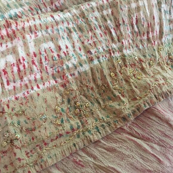 One Size Fits Most Sakkas Brand Top in Tan - Picture 11 of 11